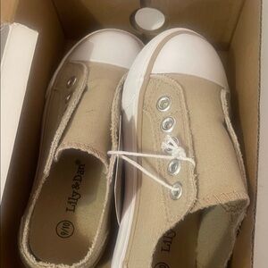Kids Tan Canvas Shoes